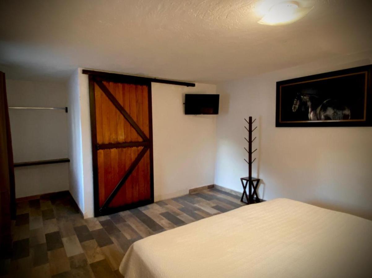 Cabanas, Suites Y Habitaciones Rancho San Jorge Bernal Luaran gambar