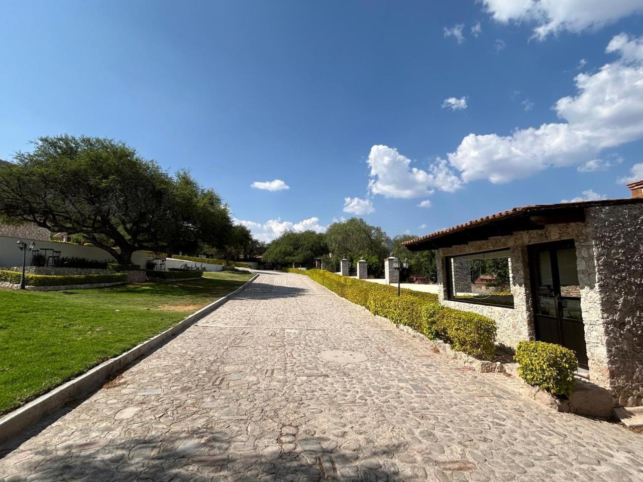 Cabanas, Suites Y Habitaciones Rancho San Jorge Bernal Luaran gambar